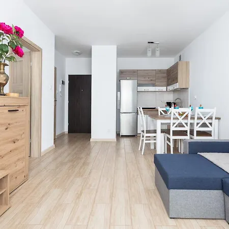 Przytulny Blisko Zatoki Wrzosowskiej By Renters