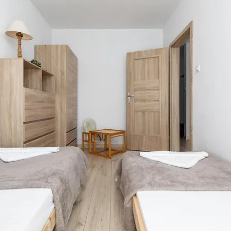Przytulny Blisko Zatoki Wrzosowskiej By Renters
