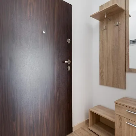Przytulny Blisko Zatoki Wrzosowskiej By Renters